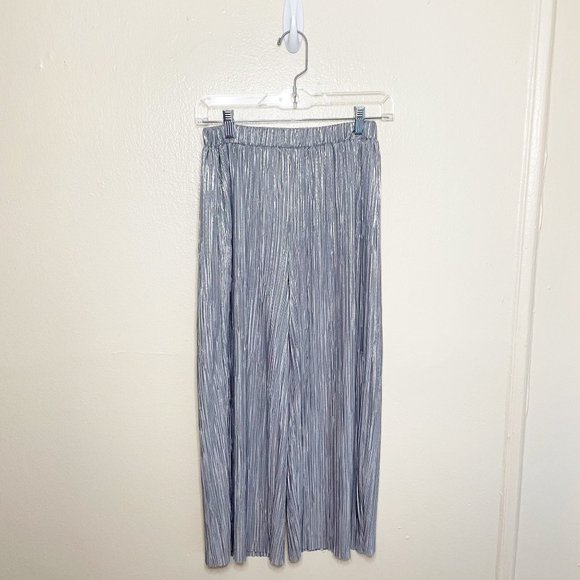 Forever 21 shimmer gaucho pants - Picture 4 of 6